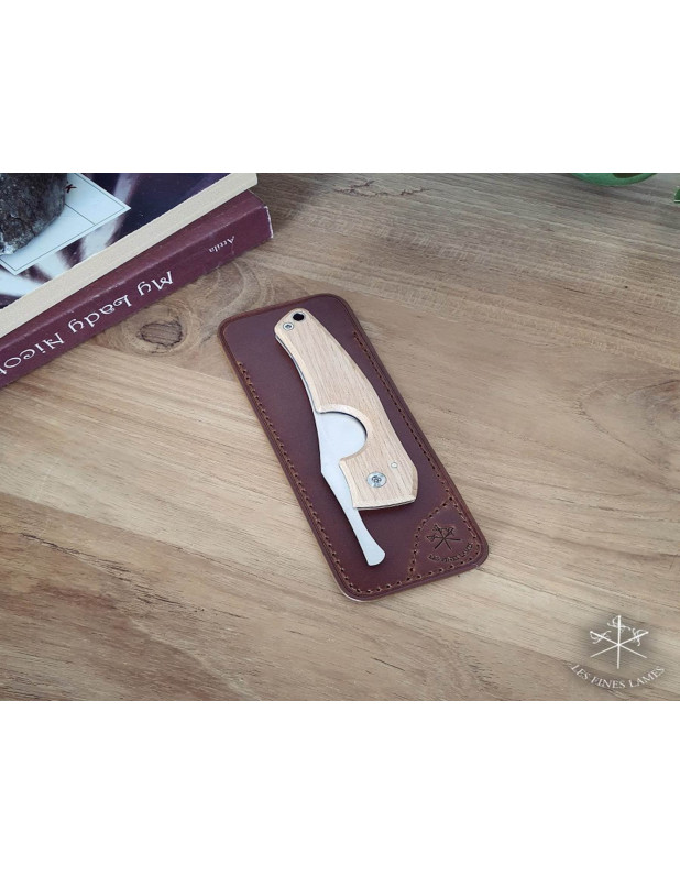 LE PETIT cigar cutter Tan leather sheath
