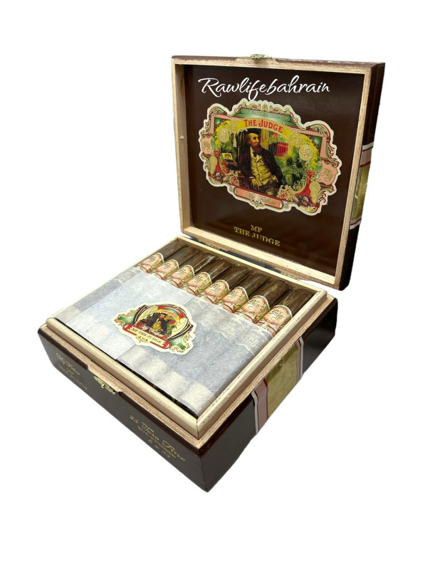 MY FATHER THE JUDGE Toro 6 x 52 