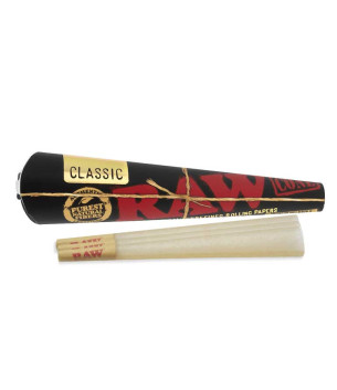 BLACK CLASSIC PRE ROLLED CONE KING SIZE-3PACK 
